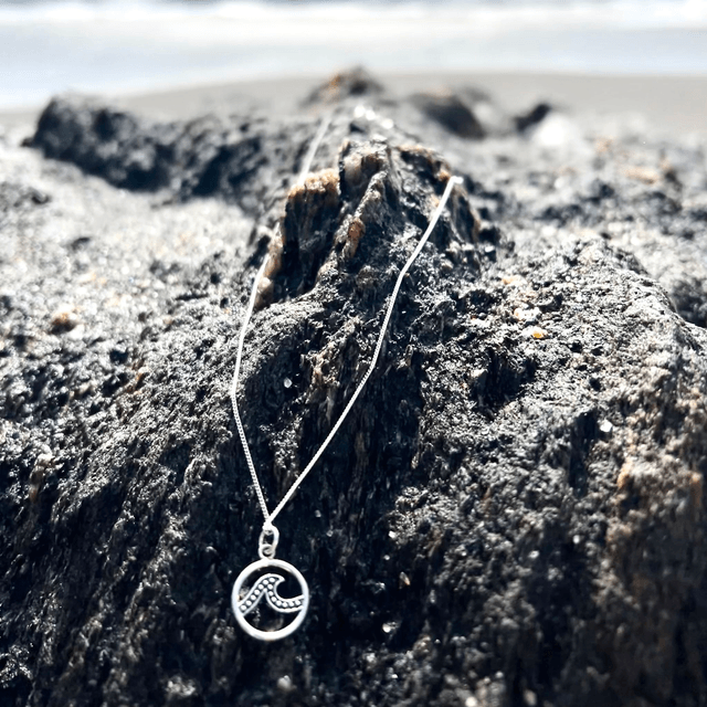 Wave Necklace